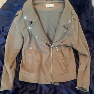 Evereve Women's sweatshirt moto style jacket Olive size S